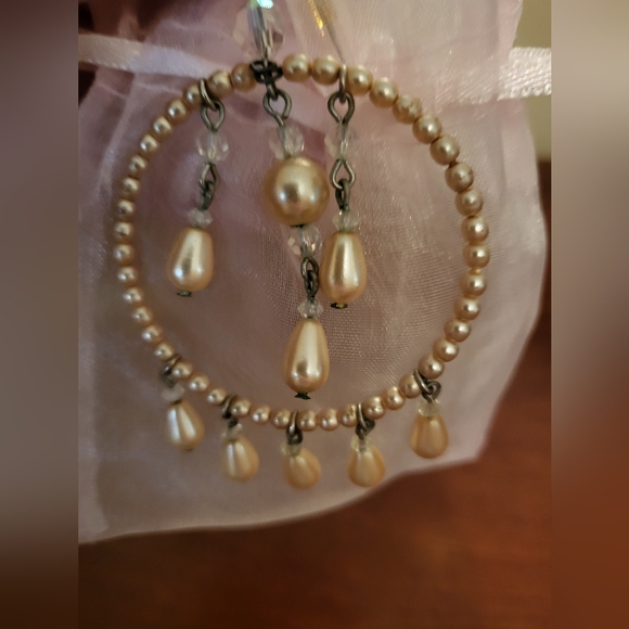 Faux Pearl Hoop Earrings - Picture 3 of 3